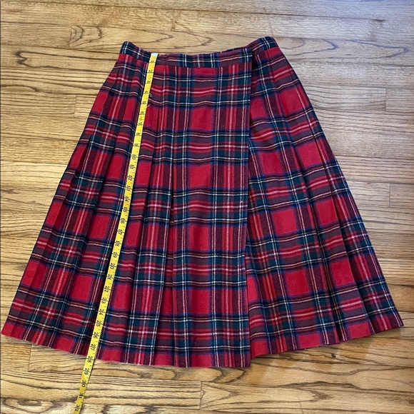 Vintage Red and Black Tartan Pleated A-Line Skirt Sz 13/14 - Picture 7 of 8